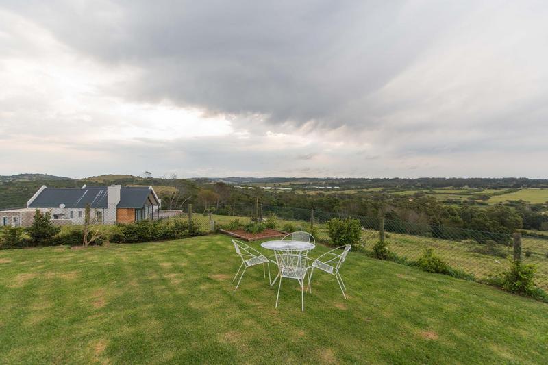 4 Bedroom Property for Sale in Kragga Kamma Eastern Cape